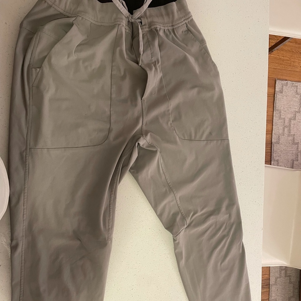 Lululemon ABC Joggers Regular Size Medium